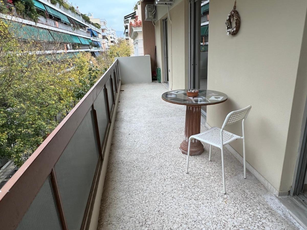 Agios Eleftherios Metro St. 2 Bedrms 4 Pers. Flat Athen Eksteriør billede