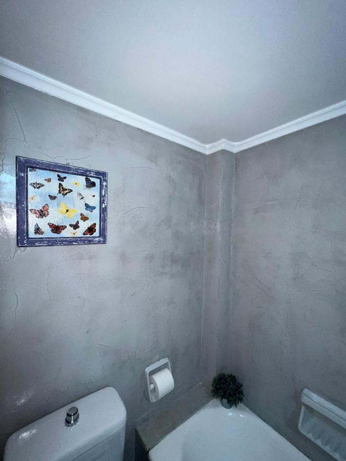 Agios Eleftherios Metro St. 2 Bedrms 4 Pers. Flat Athen Eksteriør billede